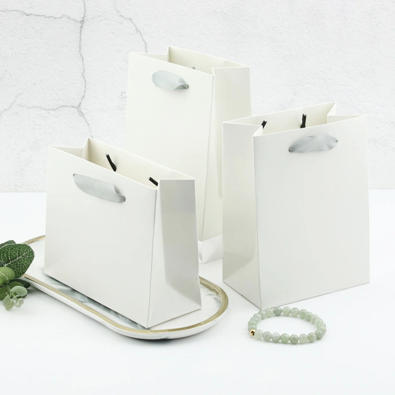 Beg hadiah kertas bertekstur berkualiti tinggi